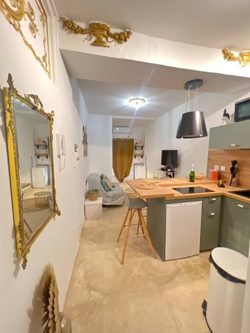 1 Intra-muros Avec Jardin Appartement